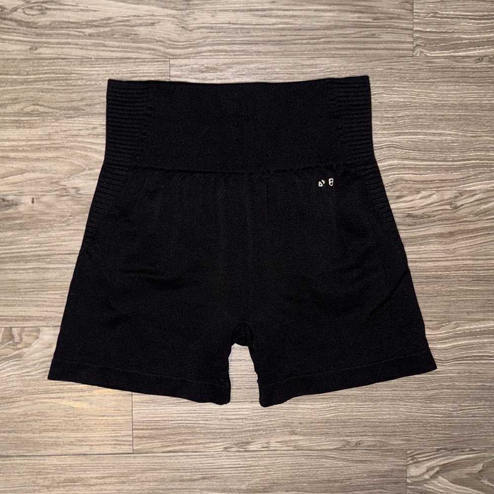 AYBL High Waist Black Seamless Shorts
